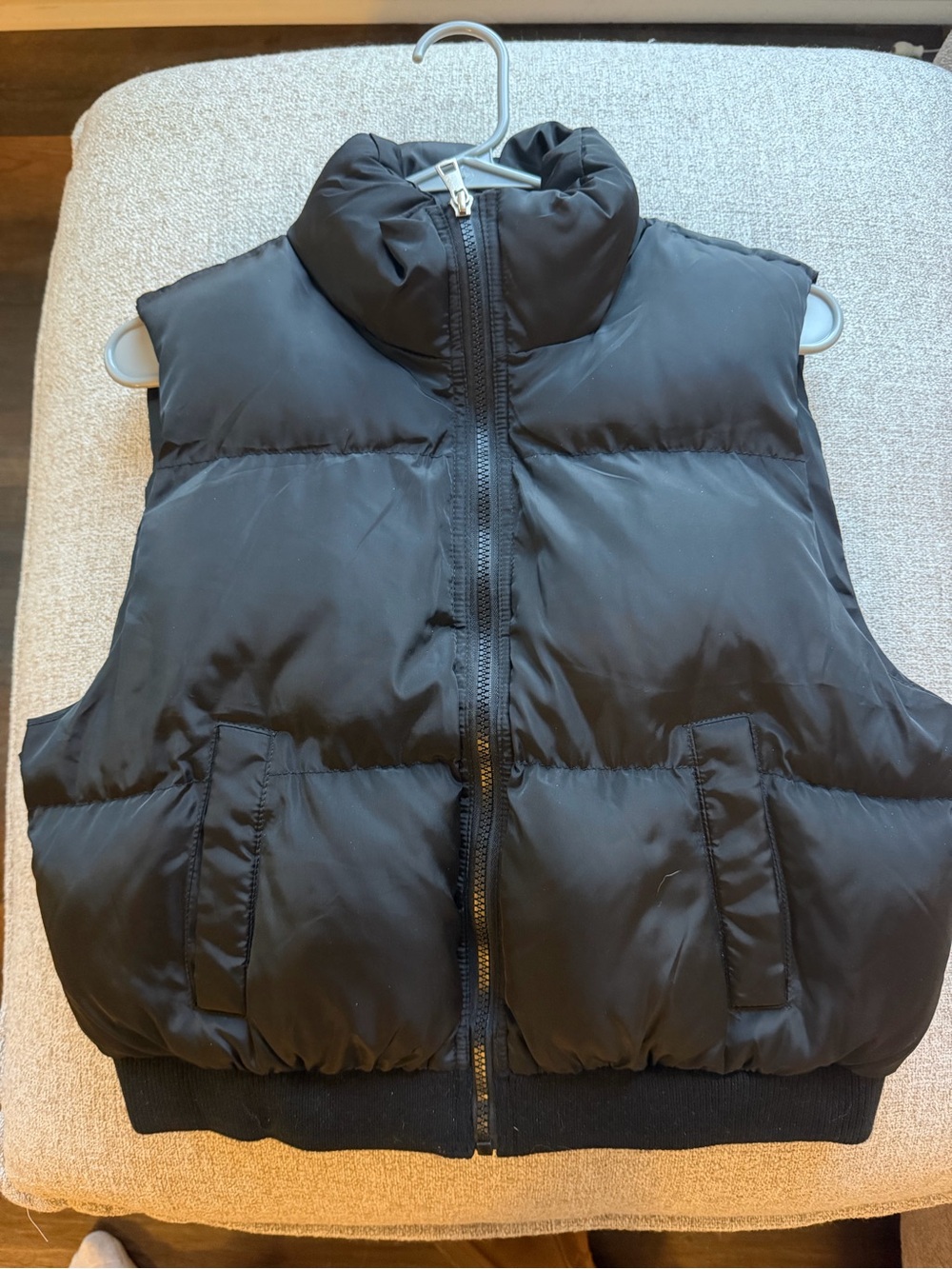 Women's Black Crop Puffer Vest - Steve Madden